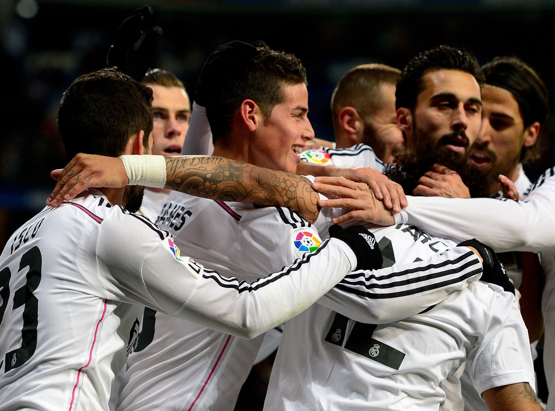 Real Madrid players call on the fans for support