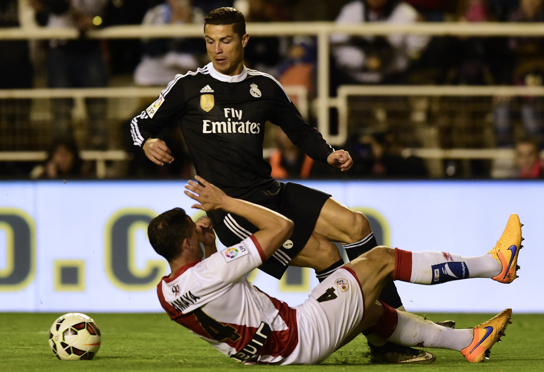 Cristiano awarded yellow card for being fouled